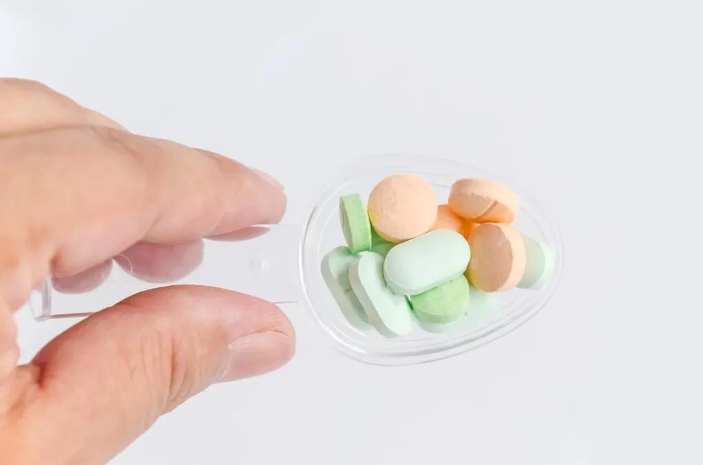 牙龈肿痛口腔溃疡吃不下饭怎么办,口腔溃疡吃不下饭怎么办