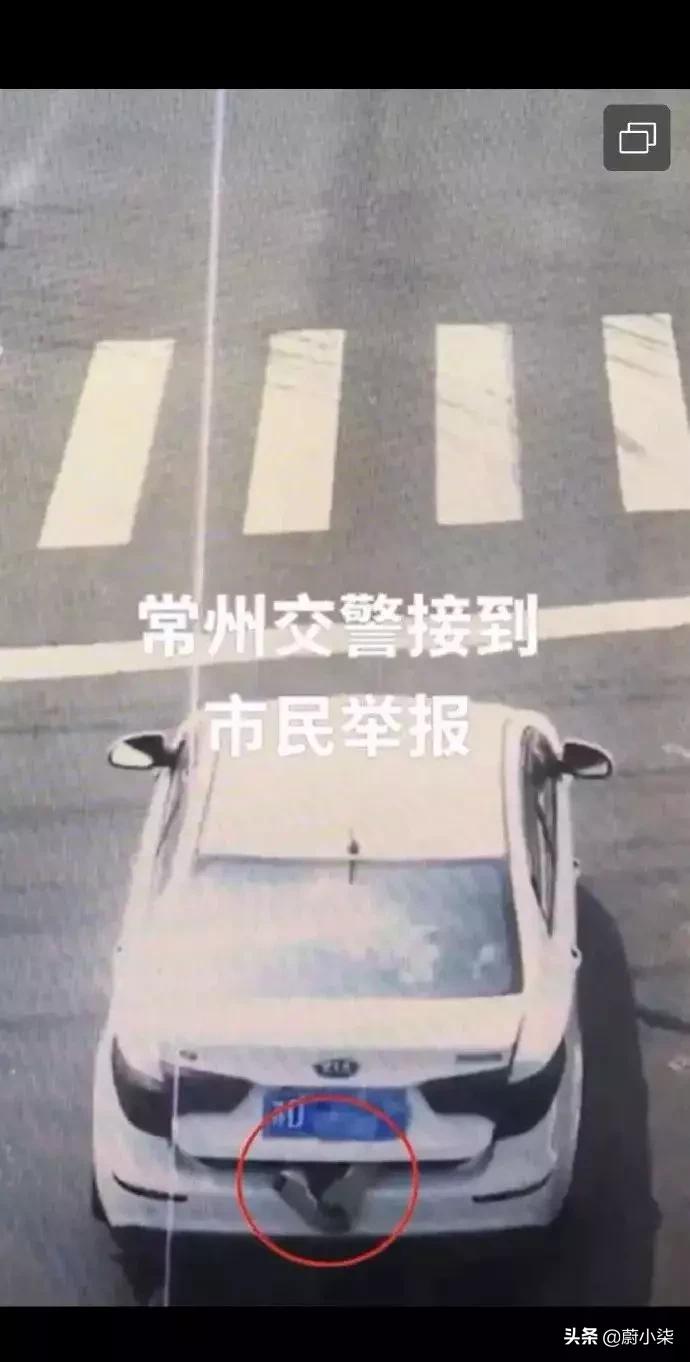 突然发现女友有纹身,男朋友前女友有纹身