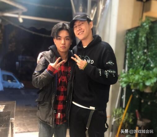 斗鱼超级神豪删满级粉丝牌告别诸葛川遇上扶不起的阿斗无奈告别