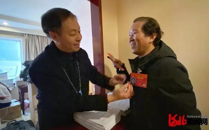 河北“*会两**时间”来了！代表委员今日抵石报到