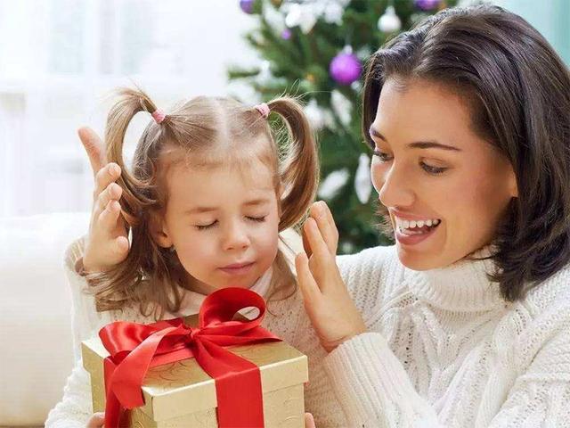 给小孩子准备礼物准备什么样的,给小孩子买什么样的礼物最好