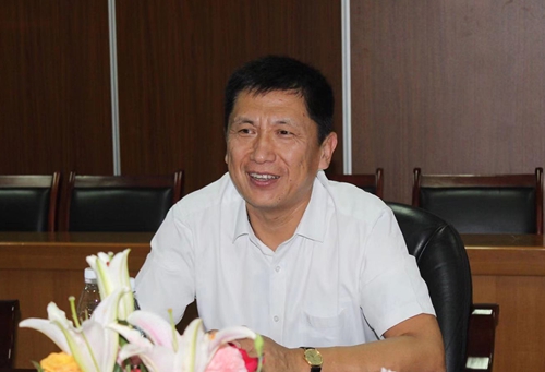 前锋应该有的技术,前锋坚持与努力