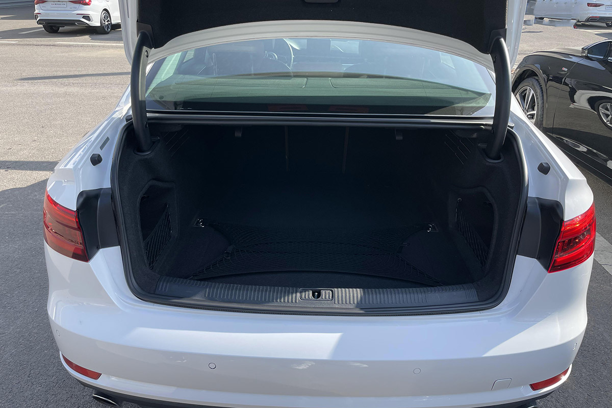 奥迪官方认证二手a4l长沙,二手车奥迪a4l验车