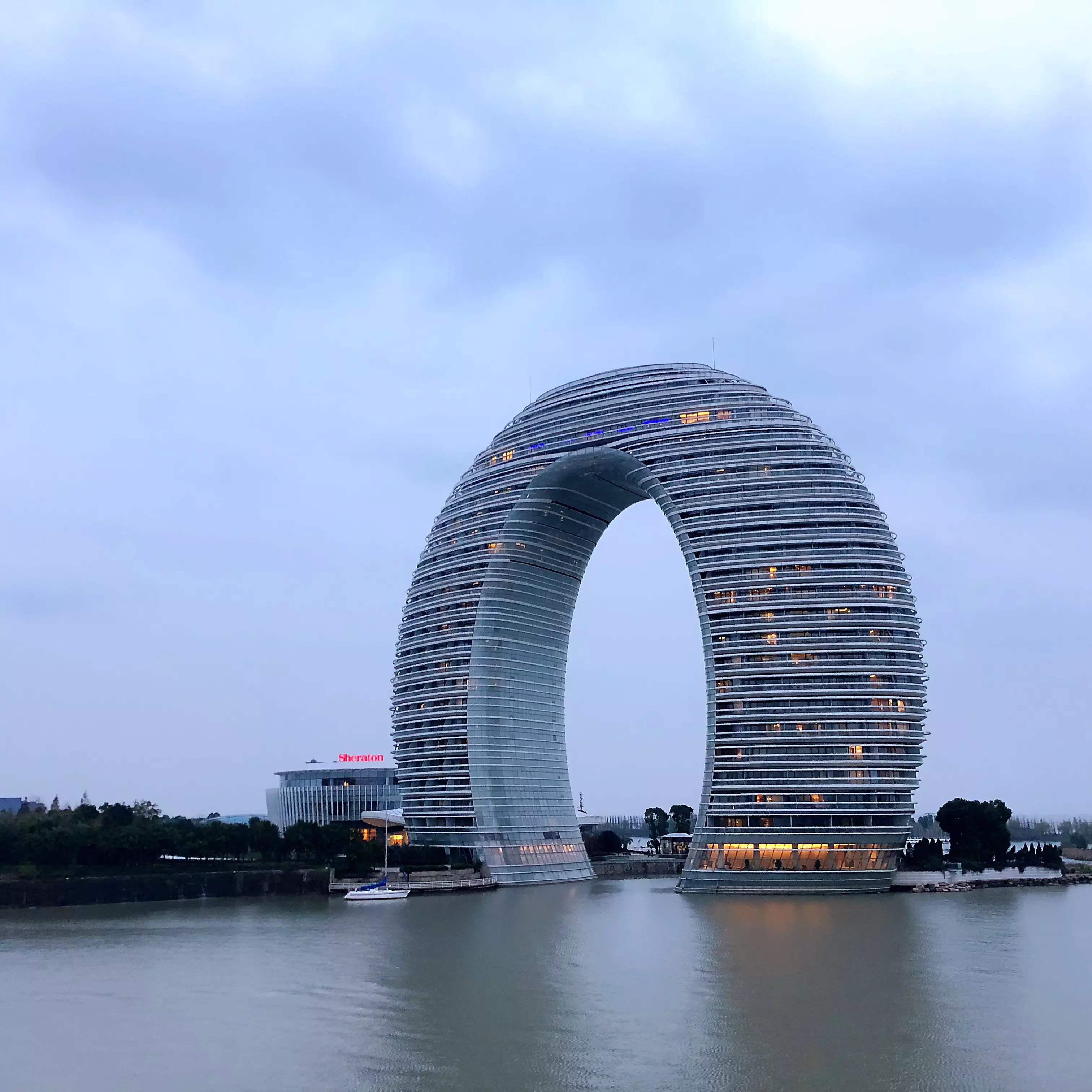 中国第一个七星级酒店,中国有几个七星酒店