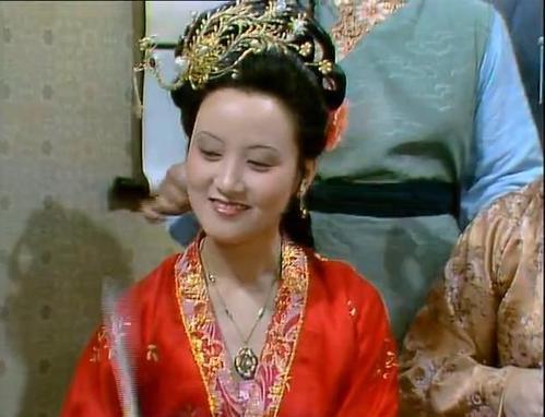 红楼梦中王熙凤与尤氏关系,红楼梦王熙凤为何必须杀死尤二姐