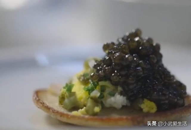 最便宜又好吃的鱼子酱,当地最出名的就是各种鱼子酱