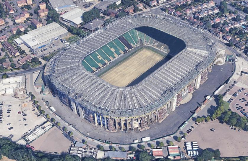 是时候介绍看一下英格兰的橄榄球场了，至少能达到英乙水准