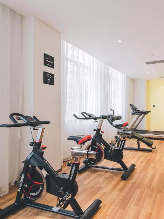 普宁亚朵网红酒店,普宁亚朵酒店团购