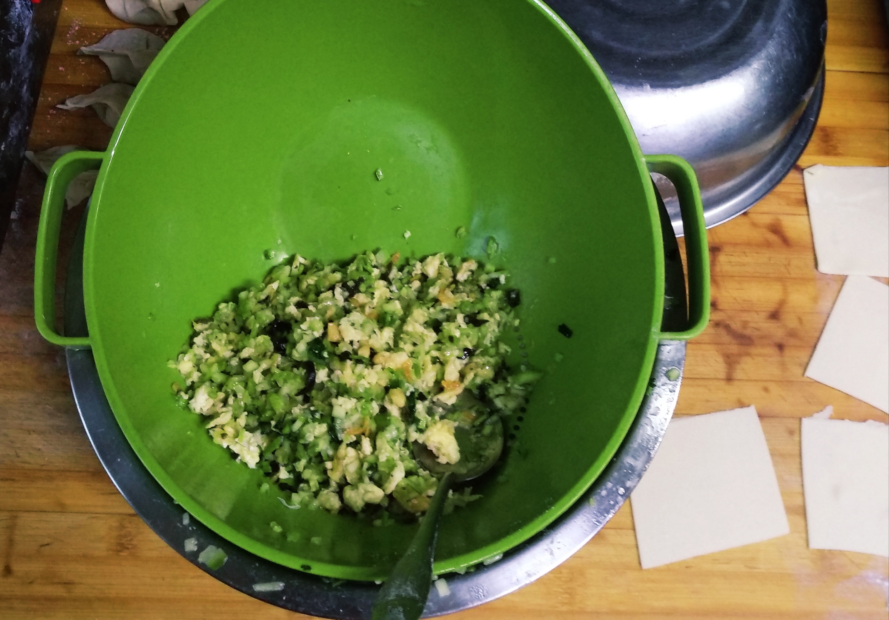 素馅都是水怎么办,馅子里有水怎么办