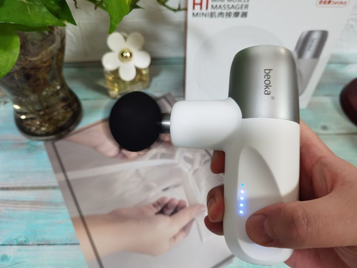 各大品牌迷你筋膜枪测评对比,筋膜枪尖头圆头