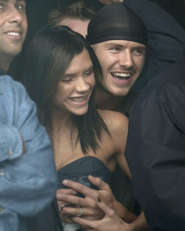 贝嫂晒小贝和女儿背影,小贝结婚纪念日完整版