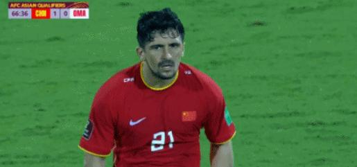 京粤沪媒体集体痛批李铁！媒体人：铁子挺着圈圈舞赖着脸都不要了