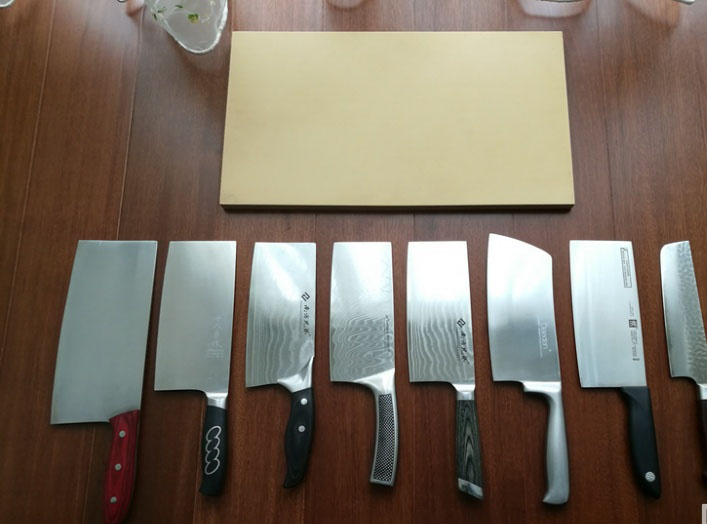 找来几把厨刀品评一下，打发在家无聊时光