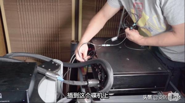 hdmi光纤线最高版本是什么,有hdmi2.1接口的电视机买hdmi什么线