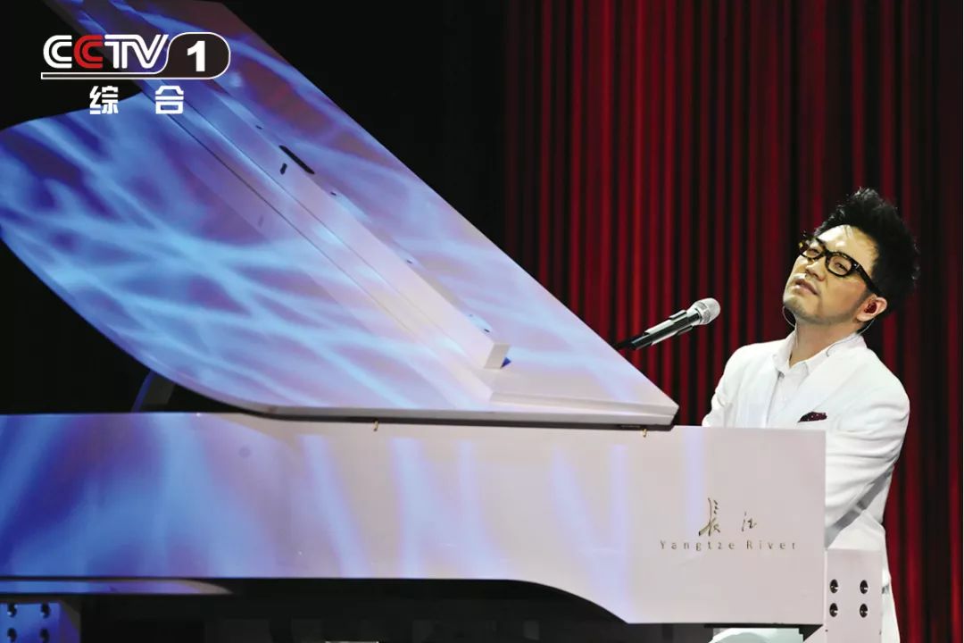 长江钢琴tch系列和冠军系列比较,长江钢琴是国产品牌的佼佼者