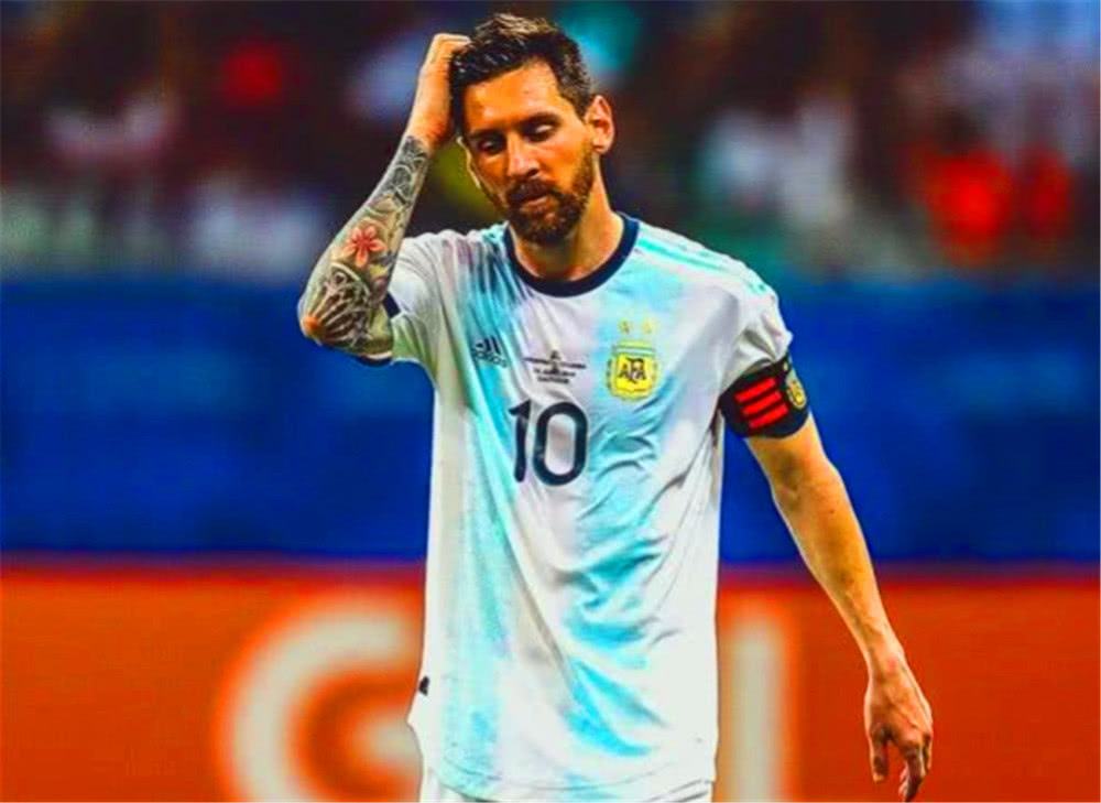 梅西千场数据碾压c罗,梅西17次击败c罗