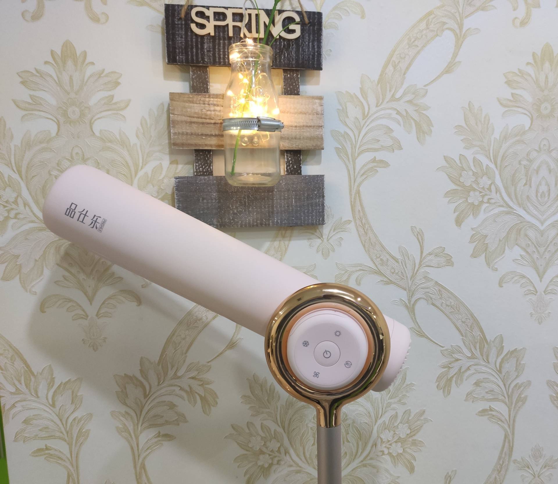 便捷科技的时代，一个多世纪没改变的吹风机，品仕乐它来重新定义