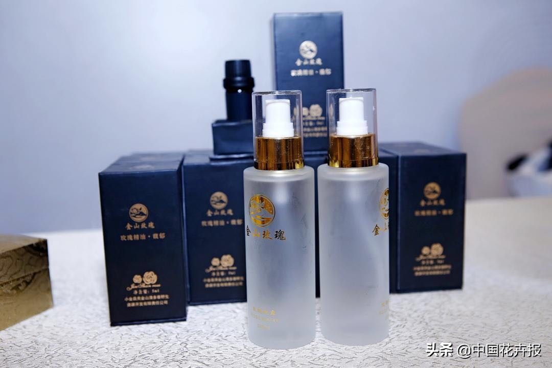 充满玫瑰花香的鲜花饼你吃过吗,各种玫瑰鲜花饼推荐