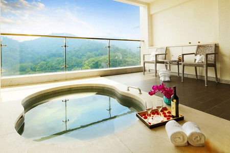 真温泉来啦~“岭南第一泉”从化碧泉空中温泉，邀您悠闲暖暖过冬