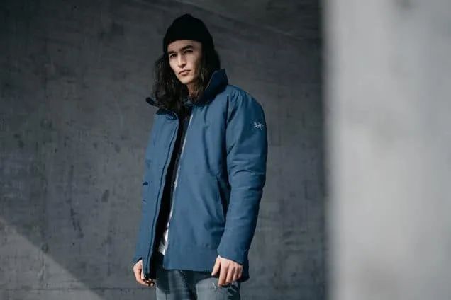 别再穿烂大街的小白鞋了,别再穿烂大街的秋裤