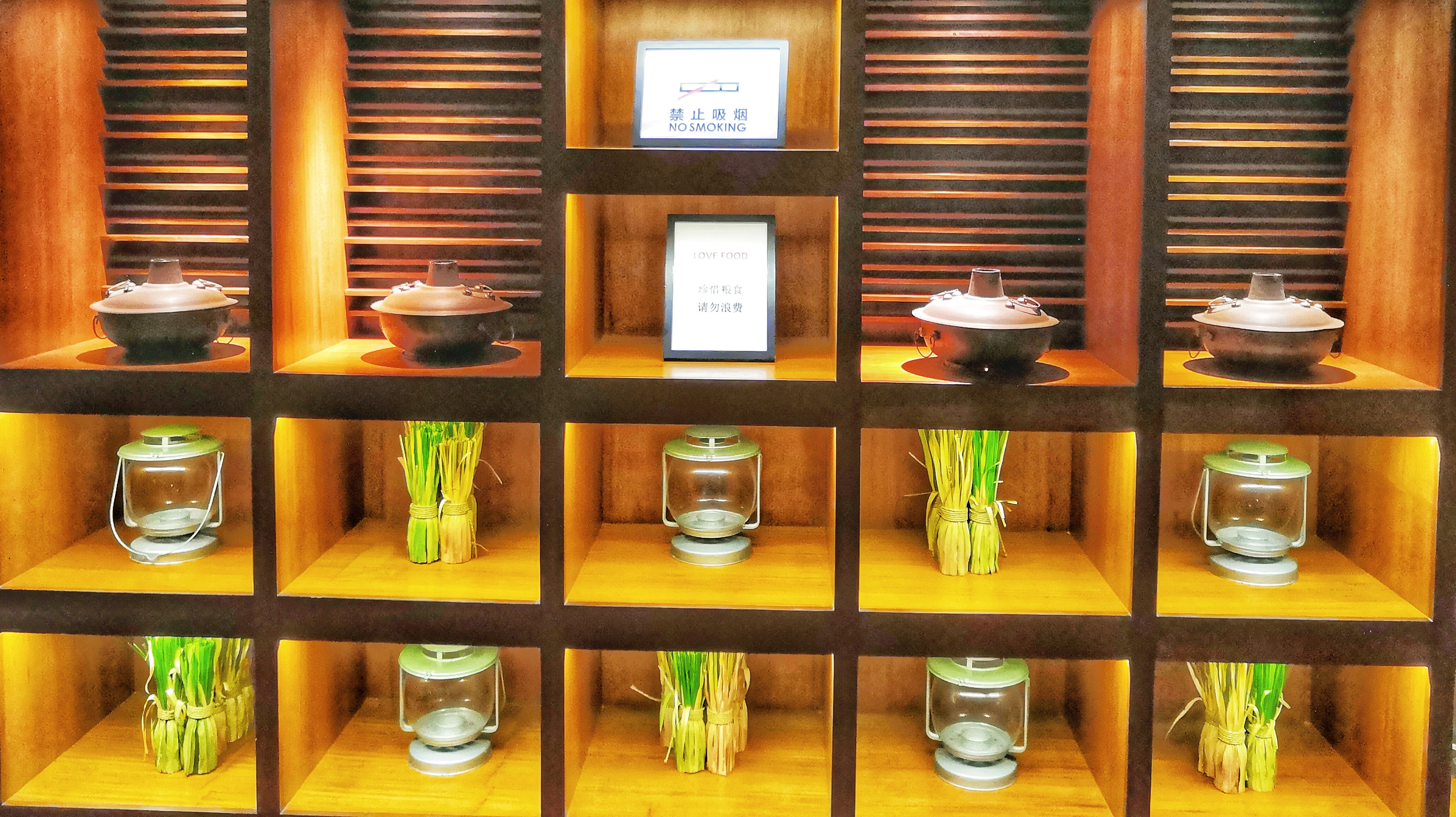 三亚如何找性价比高的住宿,三亚的高端酒店怎么选