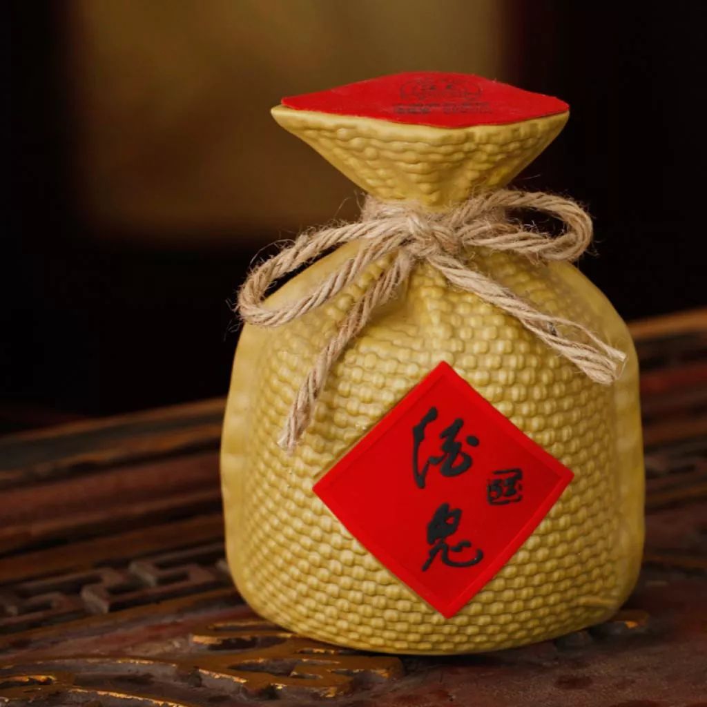 酒鬼酒十大文化名酒,白酒文化酒鬼酒