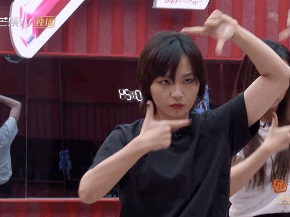 黑红30年,姐圈命运交缠?再兴风浪的浪姐2藏着哪些纠葛往事?