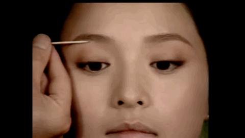 为什么我画的眉毛不自然,为什么我画眉毛那么粗