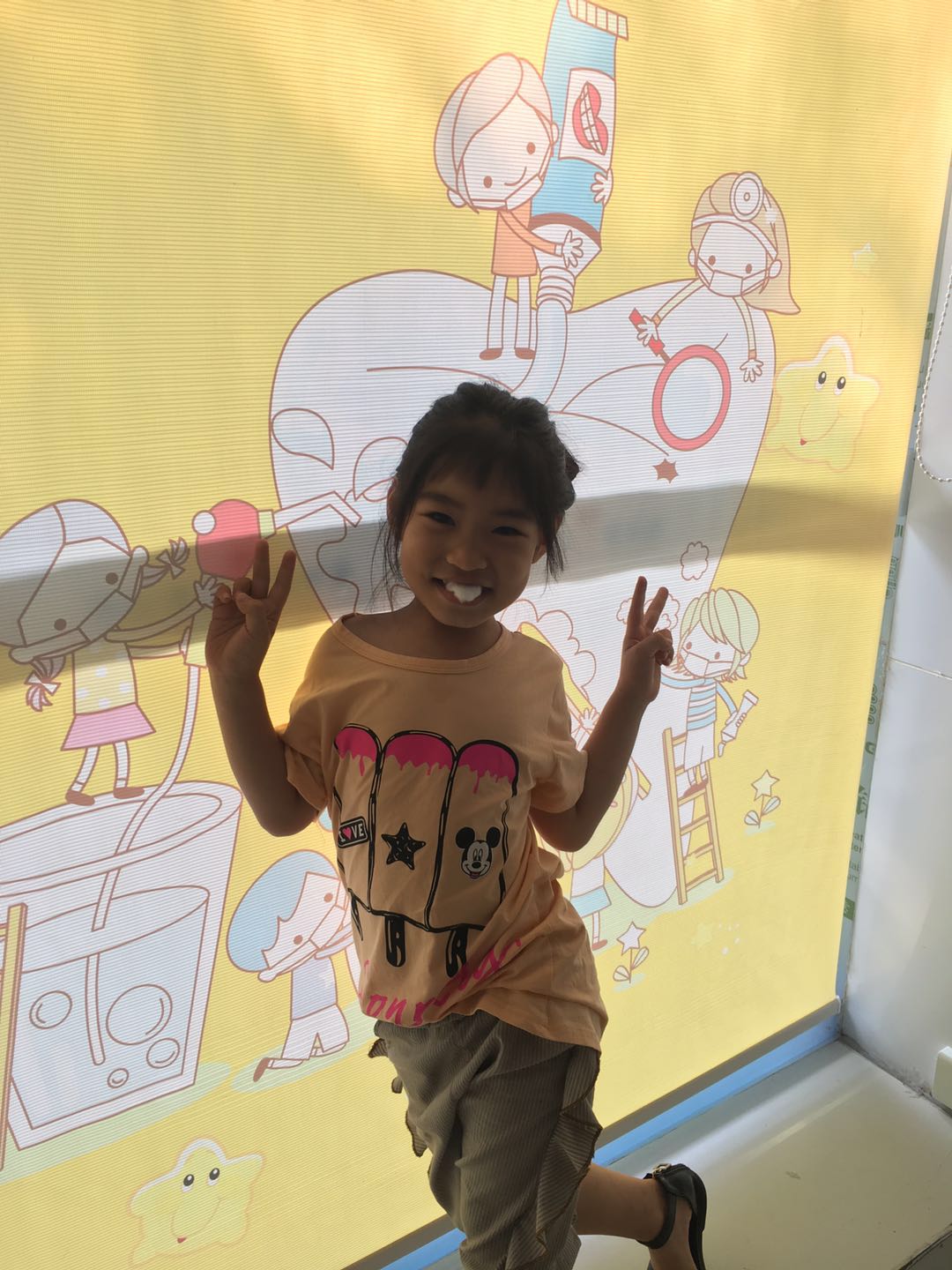 孩子满口烂牙竟然不是因为吃糖,孩子满嘴烂牙怎么办