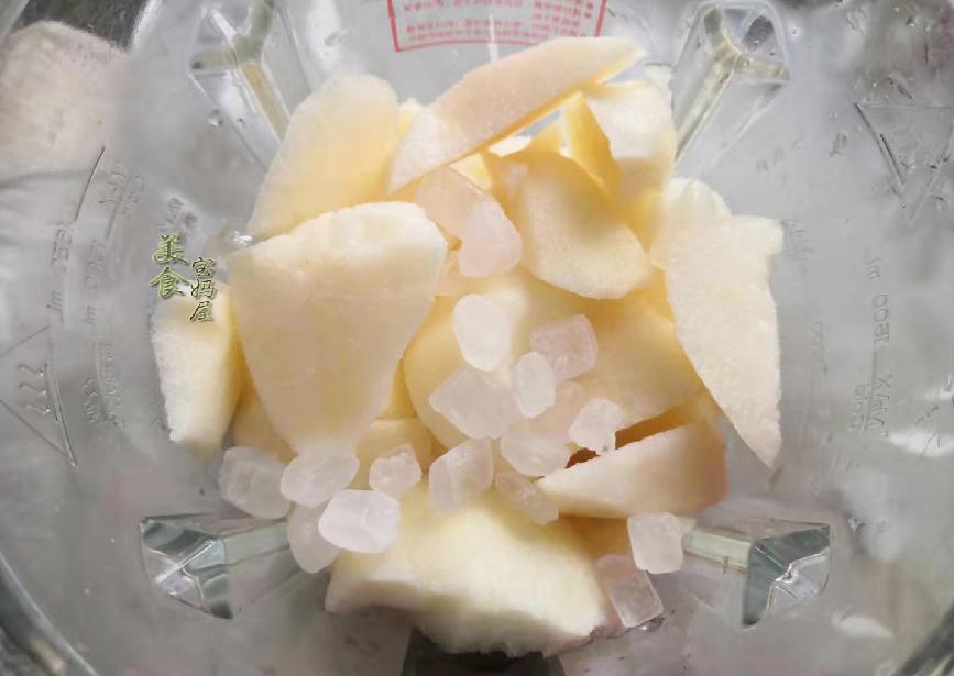 冬天孩子咳嗽，用梨做成水果馒头，孩子特别爱吃还可缓解预防咳嗽