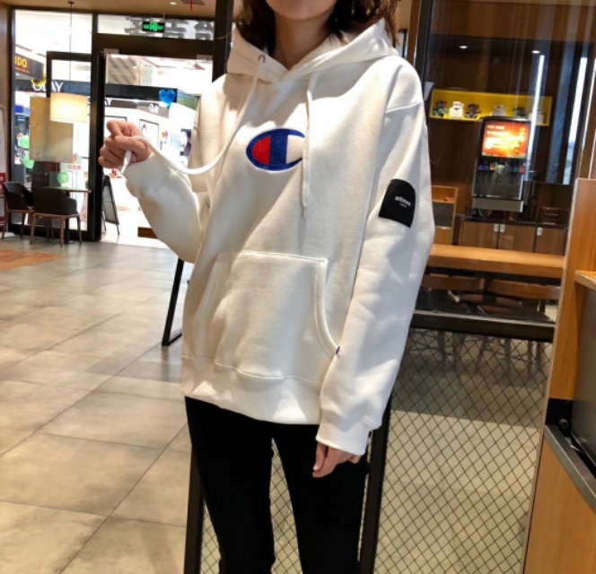 吉普刺绣加绒卫衣,冠军卫衣红色带帽新款加绒