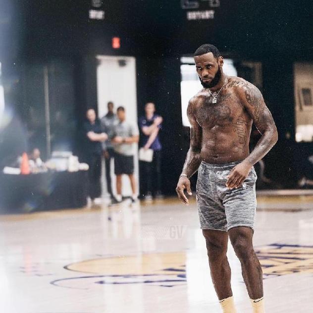 游泳世界冠军孙杨排第几,孙杨世界十大冠军