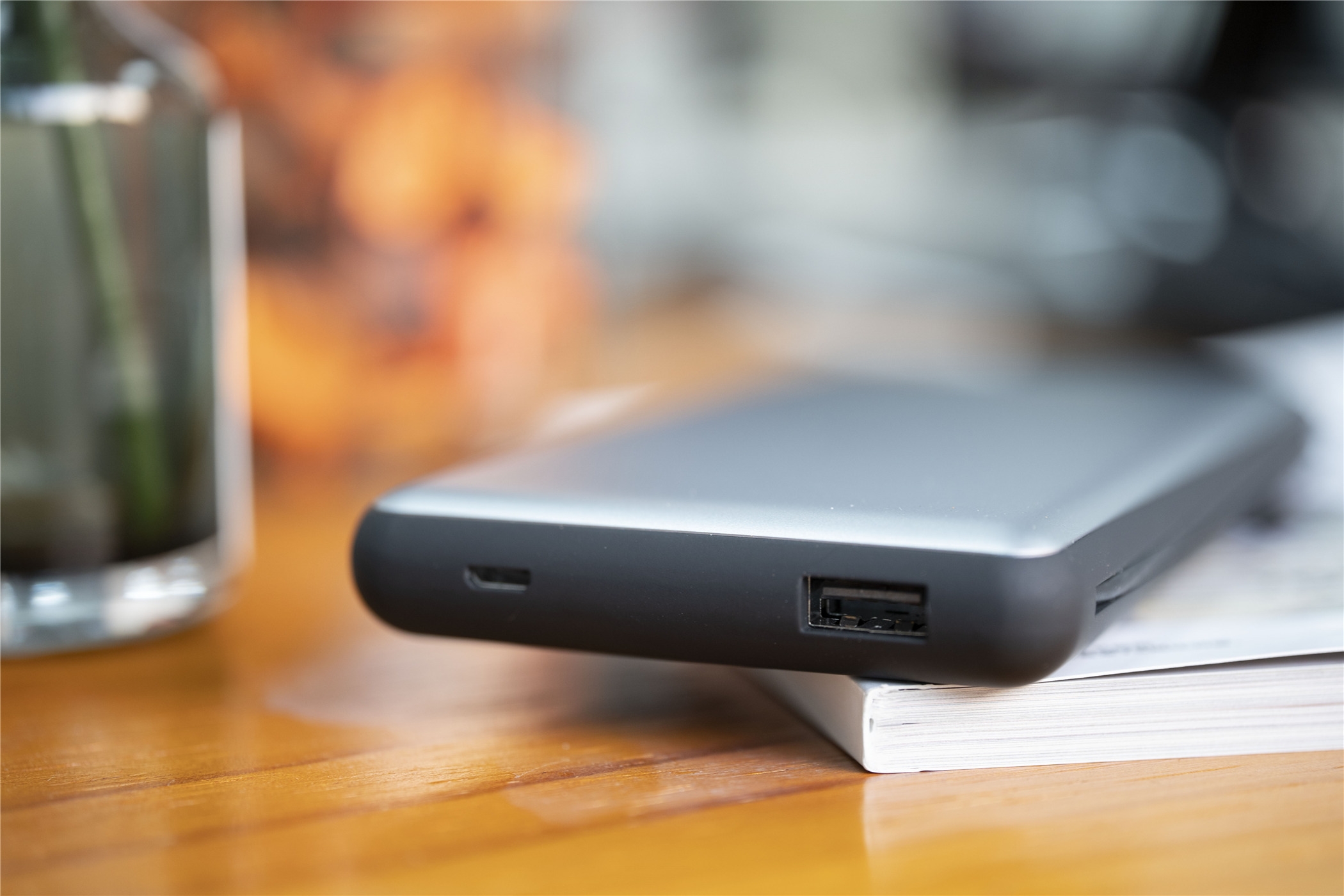 mophie移动电源10000mah可以充几次,mophiepowerstationproxl移动电源