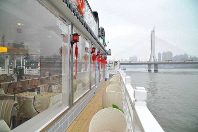 广州珠江夜游夜茶,广州夜游珠江船上美食