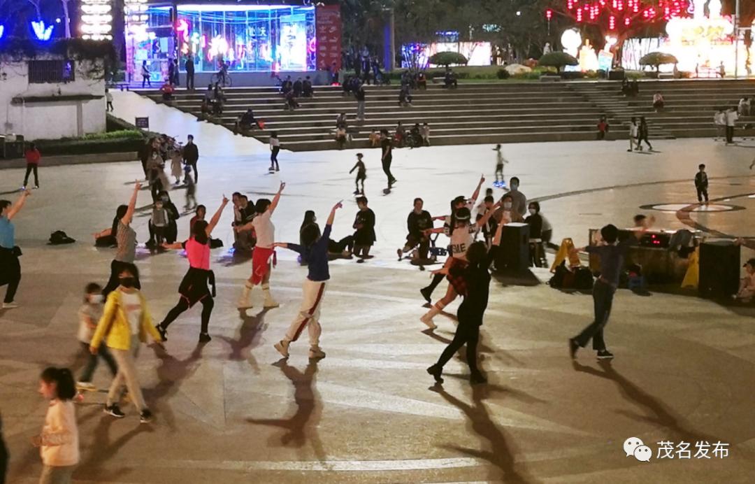 *光春**明媚，茂名市民日常文娱体育生活逐步恢复如常