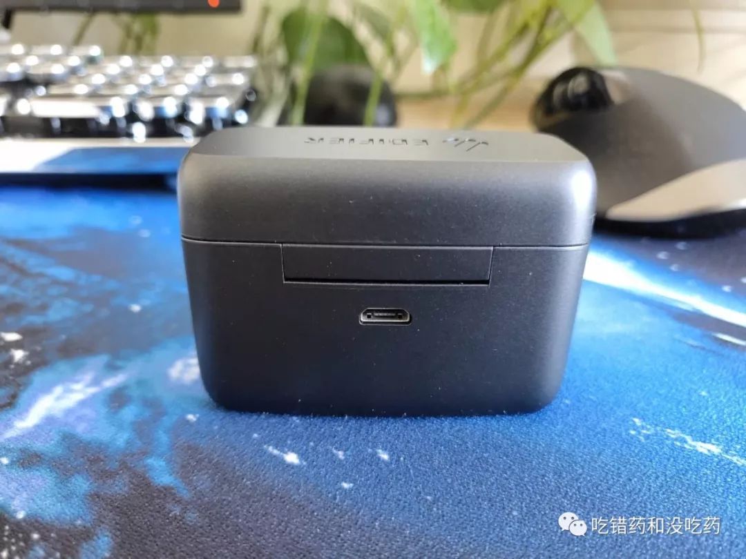 漫步者蓝牙耳机tws5pro值得购买吗,漫步者tws5能当两副耳机吗