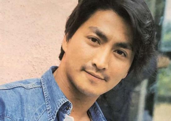 何家劲工厂图片,何家劲晒自家工厂内景