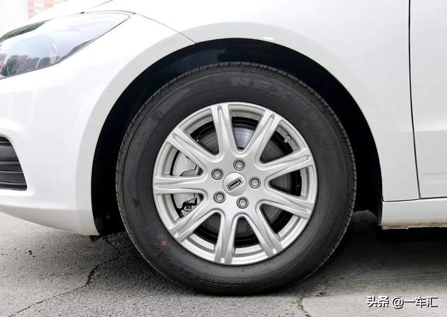 观致3自动挡领先版,观致32018领先款