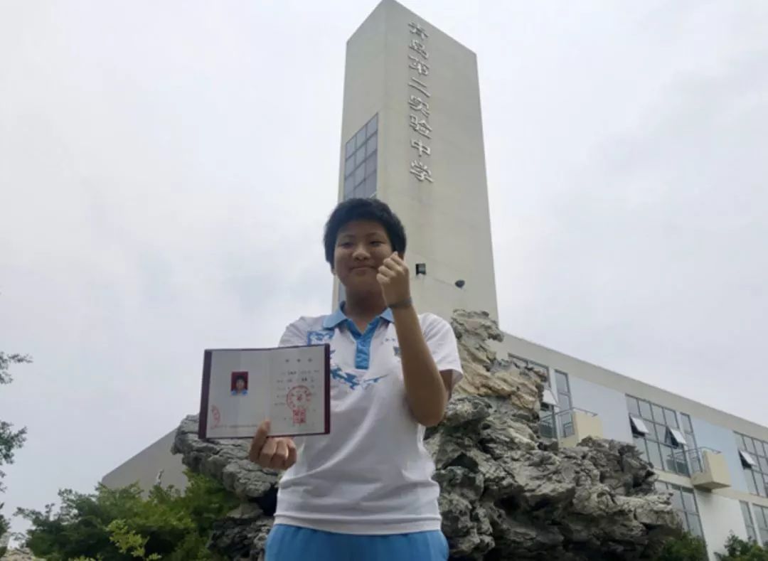 青岛各初中中考成绩,青岛滨海学校中考成绩升学率