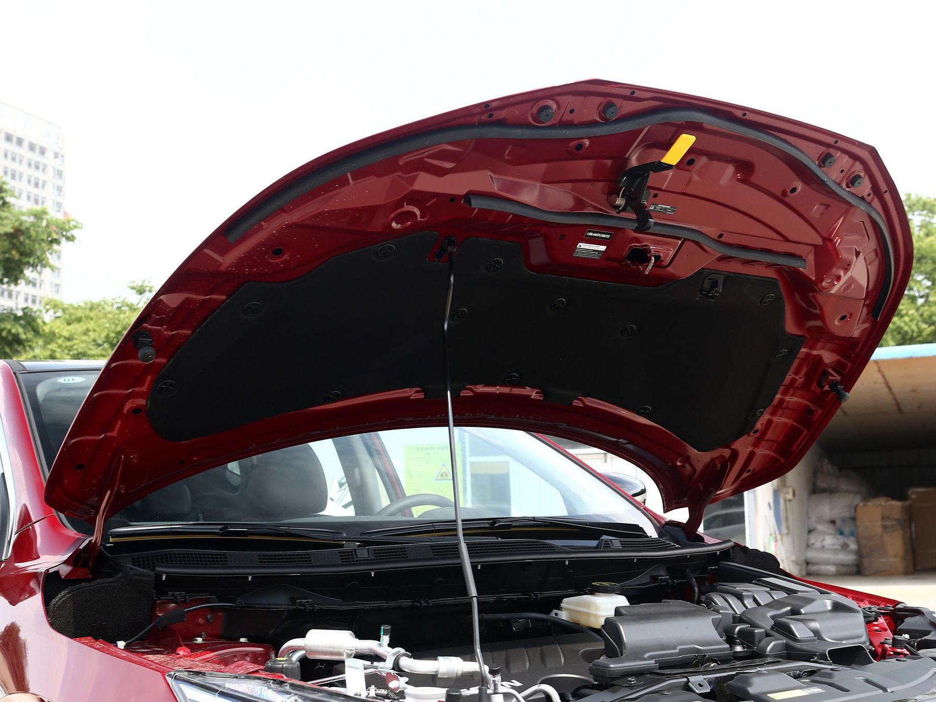 19款逍客机盖缝隙调整,逍客的引擎盖缝隙怎么调