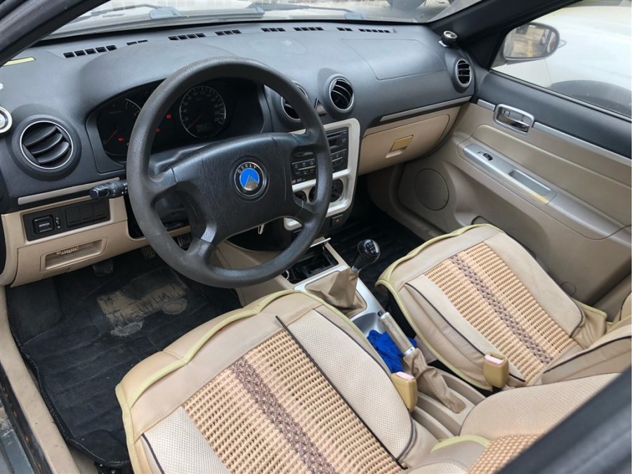 花了6万买了灵车,2010年吉利自由舰多少钱