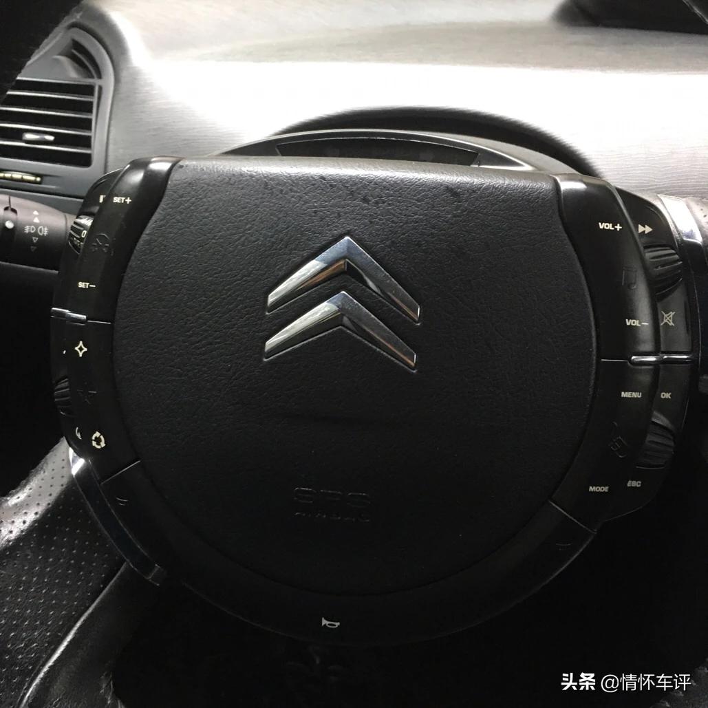 雪铁龙世嘉两厢手动2.0优缺点,18年雪铁龙世嘉手动挡值得买吗