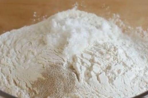 小金毛流清鼻涕是怎么回事,小金毛流鼻涕怎么回事