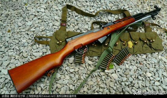 步枪正确射击姿势,如何正确持握手枪