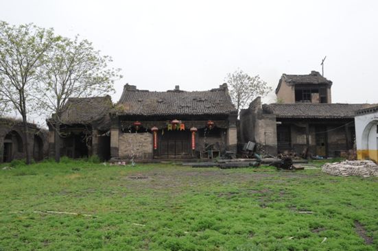 农村土地确权证到期了怎么办,农村土地证年限到期怎么办