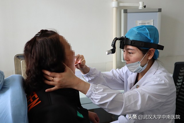 吵架失声怎么回事,夫妻吵架女的失声