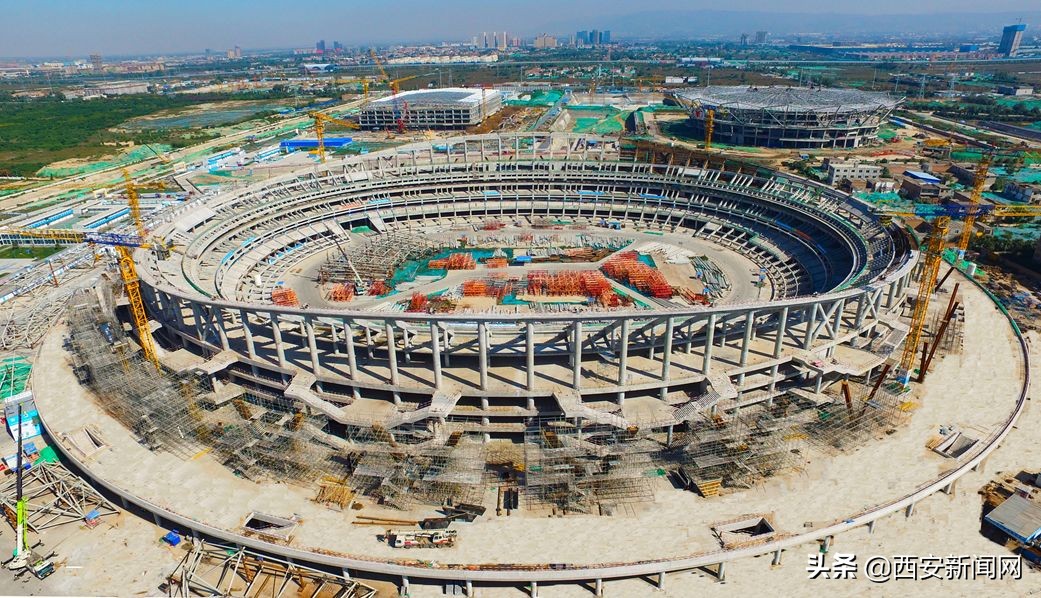 西安石榴花奥体中心,西安奥体中心长安花绽放