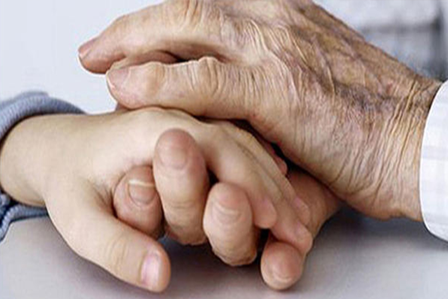 凡士林擦脸的正确用法,维a酸乳膏和凡士林的正确用法