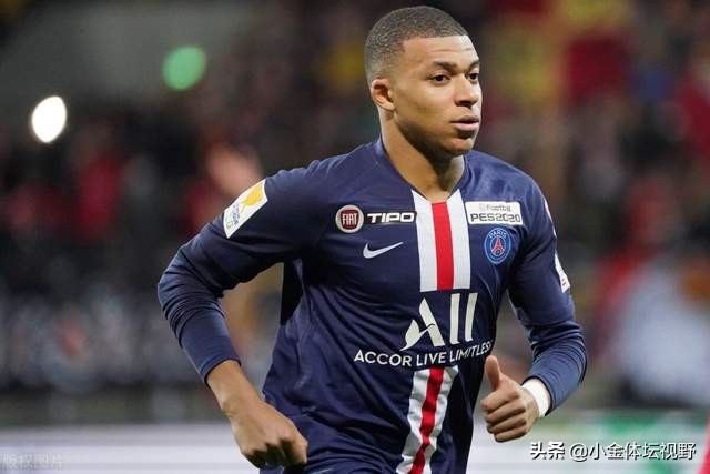 欧洲十大豪门曼联,靠卖内衣赚几十个亿