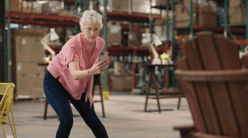 苹果发布ios18macos,苹果半夜更新震动